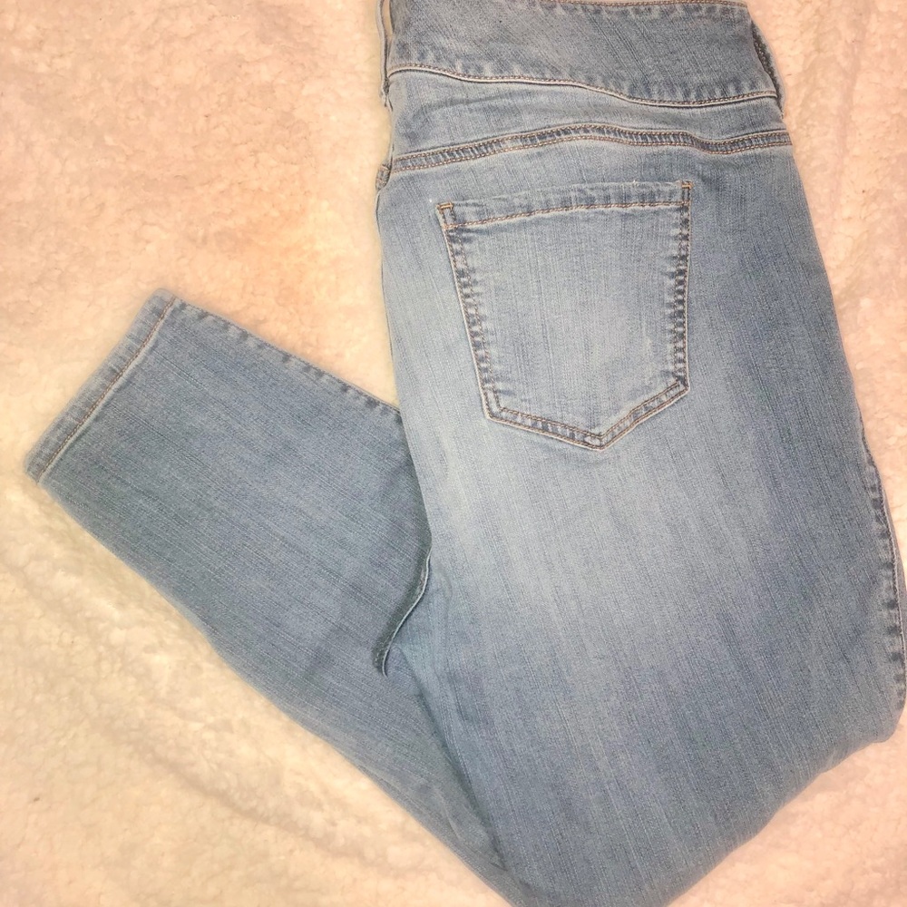 Torrid jeggings size 20 short.